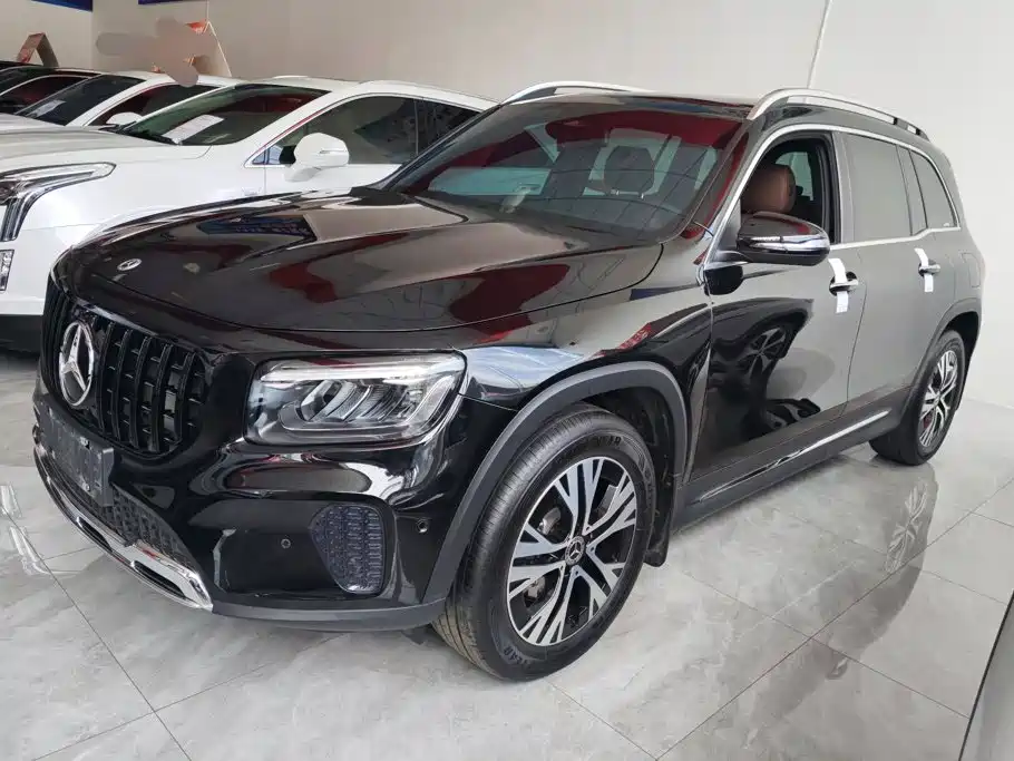 Mercedes-Benz GLB 2024