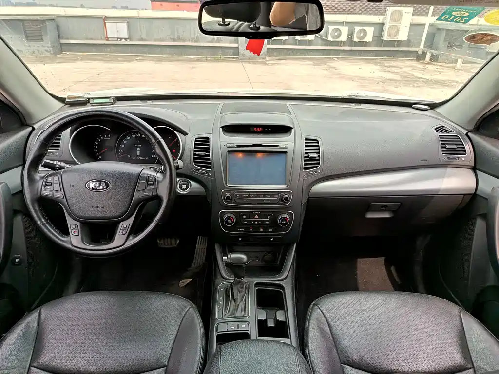 Kia Sorento 2013 — фото 9