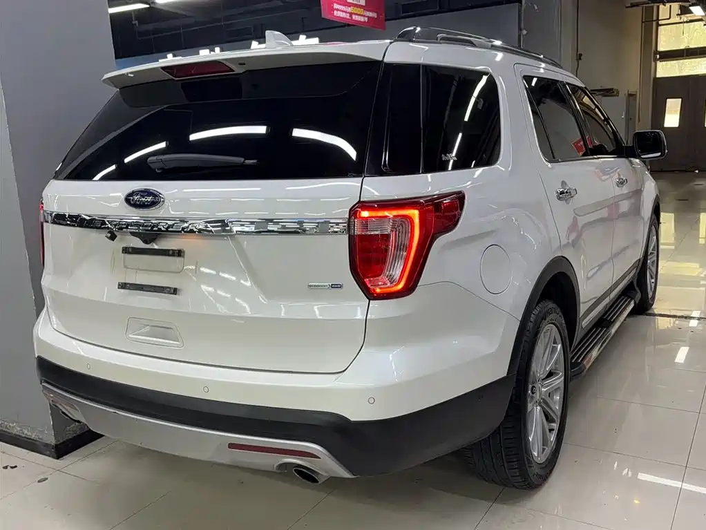 Ford Explorer 2016 — фото 5