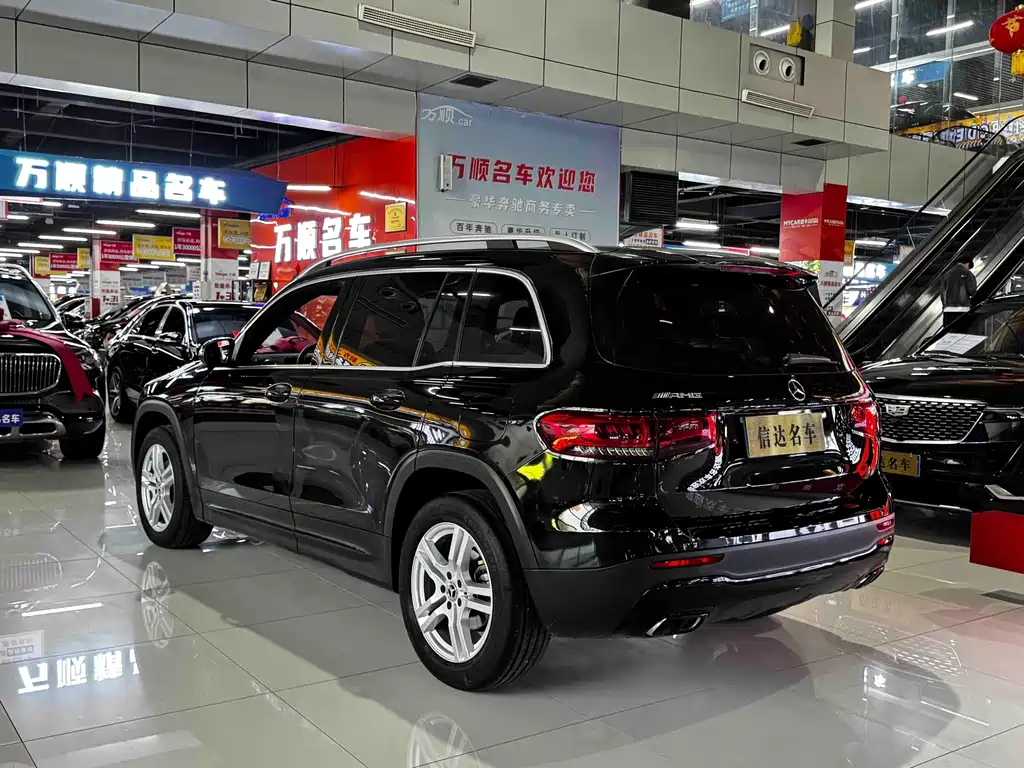 Mercedes-Benz GLB 2023 — фото 16