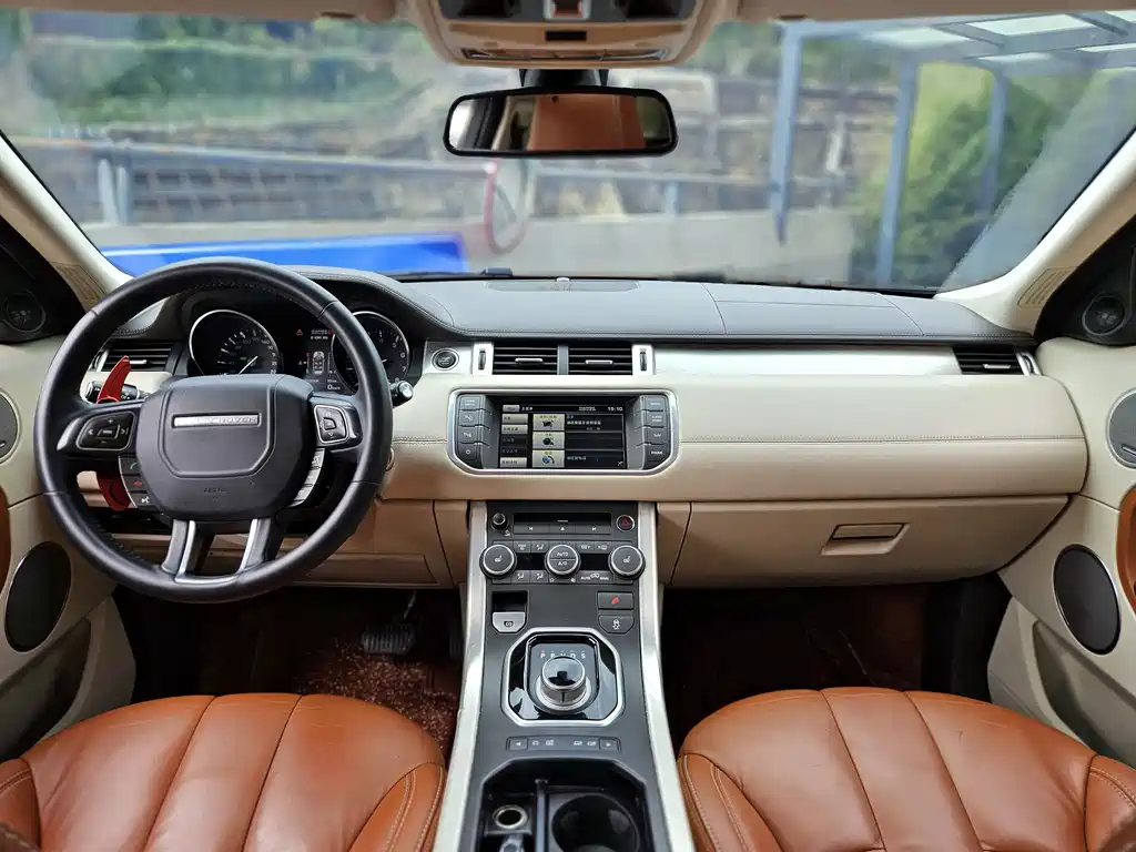 Land Rover Evoque 2012