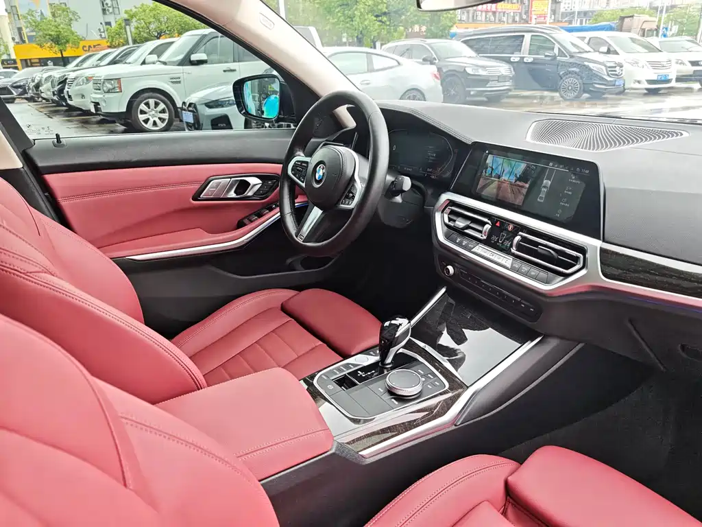 BMW 3 Series 2021 — фото 10