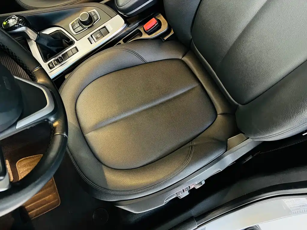 BMW X1 2017 — фото 10
