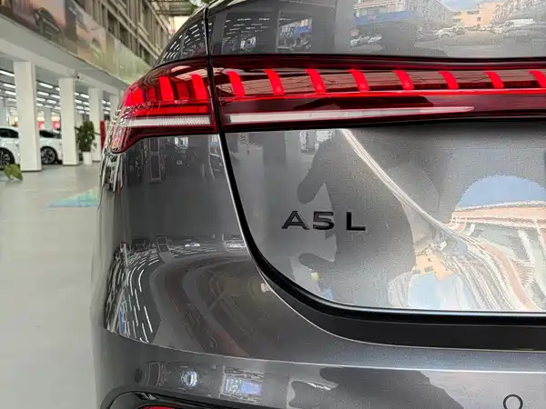 Audi A5L 2025
