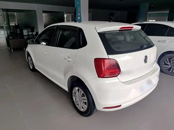 Volkswagen Polo 2016