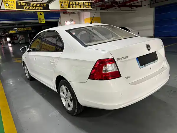 Skoda Rapid 2015