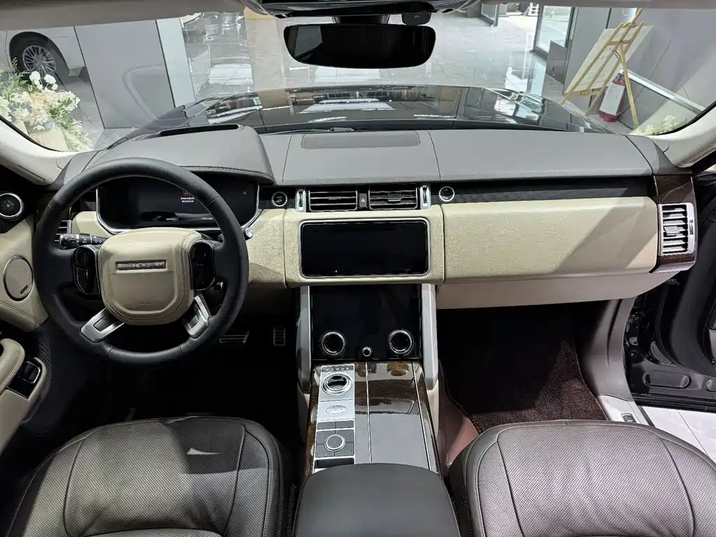 Land Rover Range Rover 2021 — фото 9