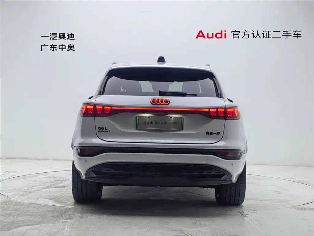 Audi Q6L e-tron 2025 — фото 5