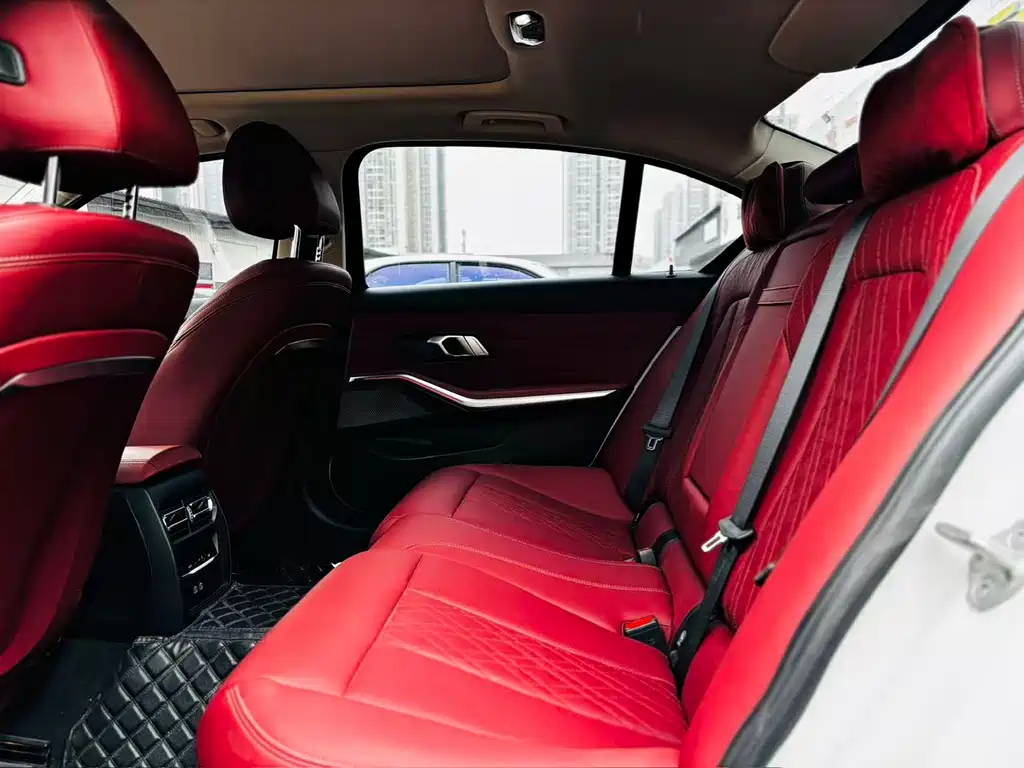 BMW 3 Series 2024
