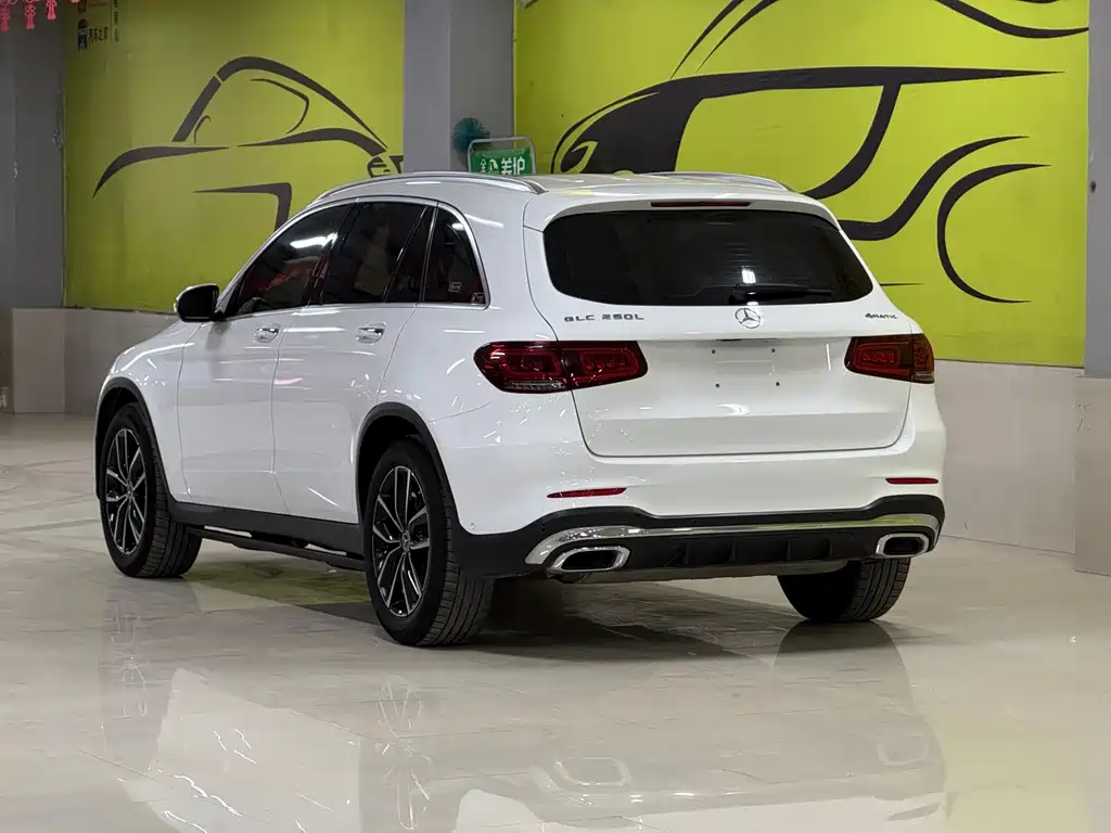 Mercedes-Benz GLC 2021