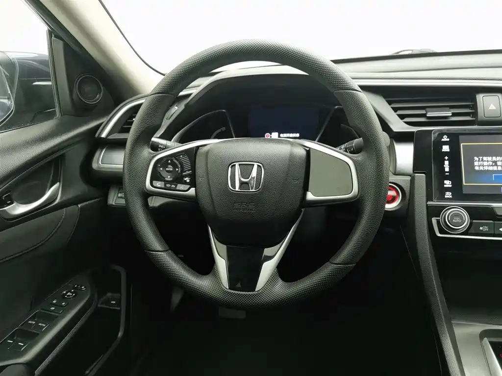 Honda Civic 2017 — фото 11