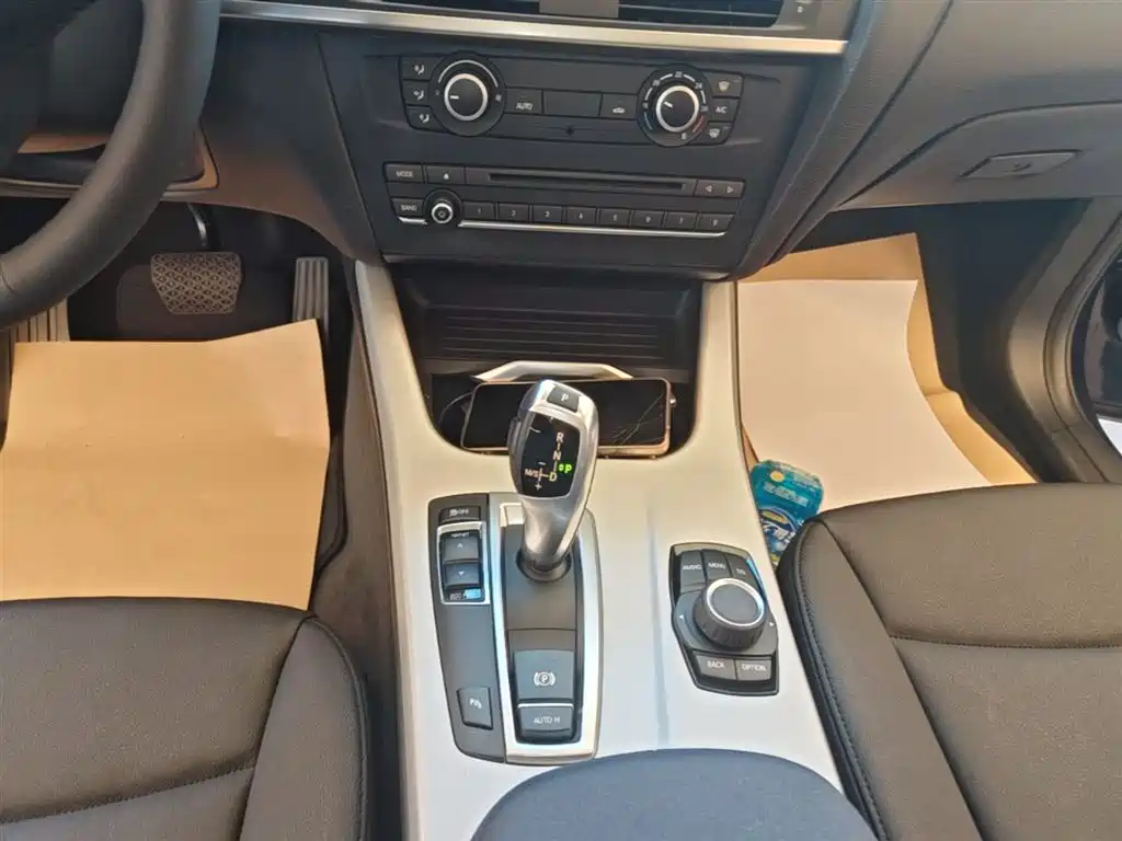 BMW X3 2017 — фото 14