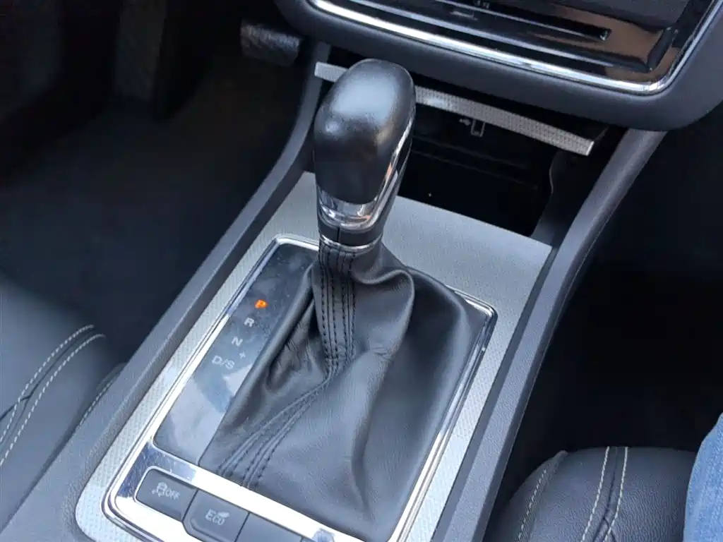 Roewe i6 Classic 2019 — фото 14