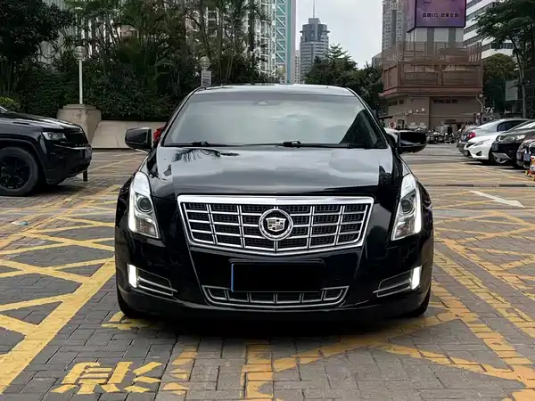 Cadillac XTS 2013
