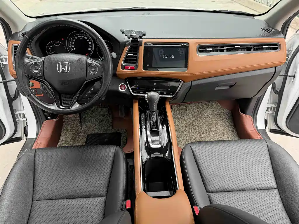 Honda Vezel 2017 — фото 12