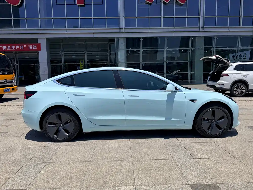 Tesla Model 3 2019 — фото 15