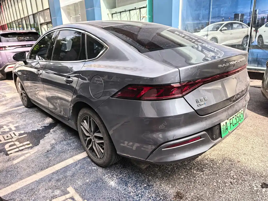 BYD Qin PLUS 2022 — фото 8