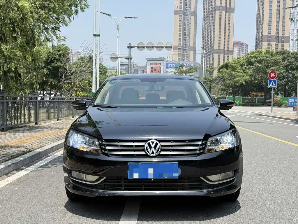 Volkswagen Passat 2012