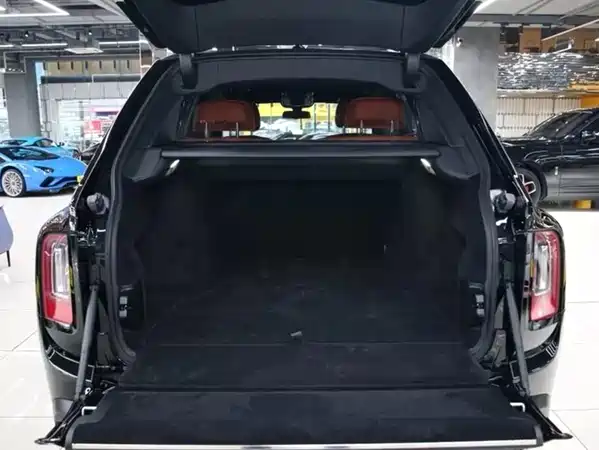 Rolls-Royce Cullinan 2022