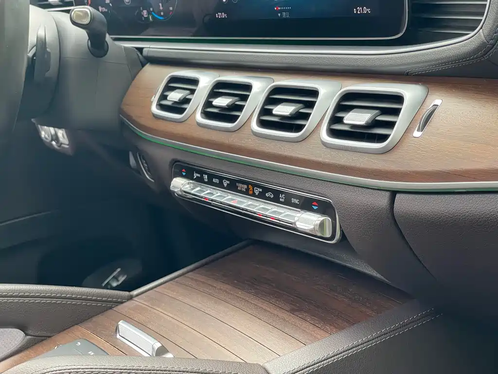 Mercedes-Benz GLE 2019 — фото 17