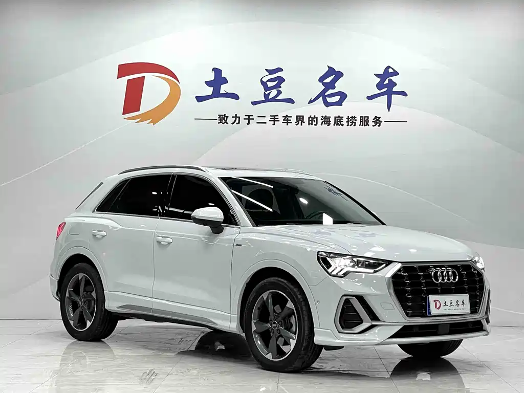 Audi Q3 2022 — фото 3