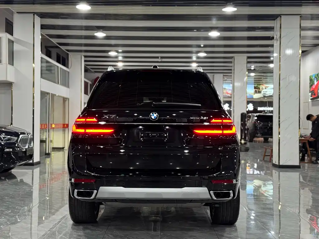 BMW X7 2024 — фото 16