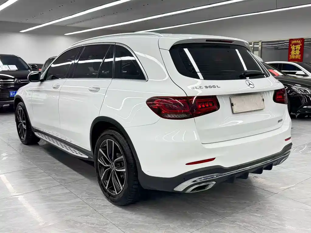 Mercedes-Benz GLC 2021 — фото 6