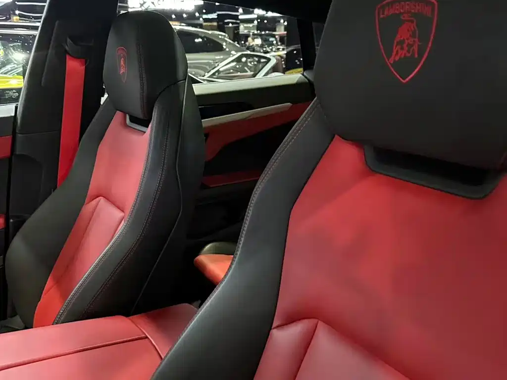 Lamborghini Urus 2019 — фото 6