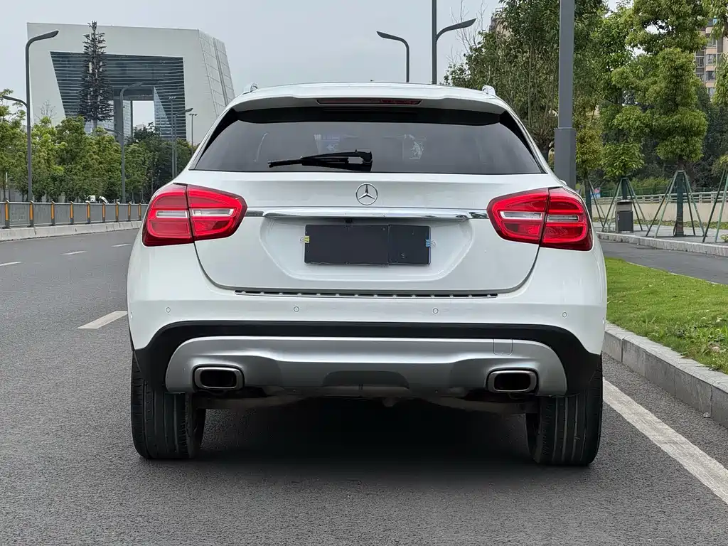 Mercedes-Benz GLA 2016 — фото 13