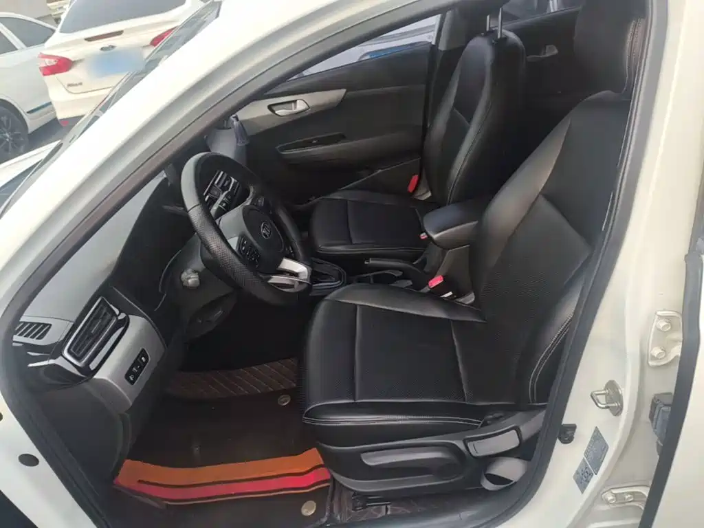 Kia Forte 2022 — фото 15