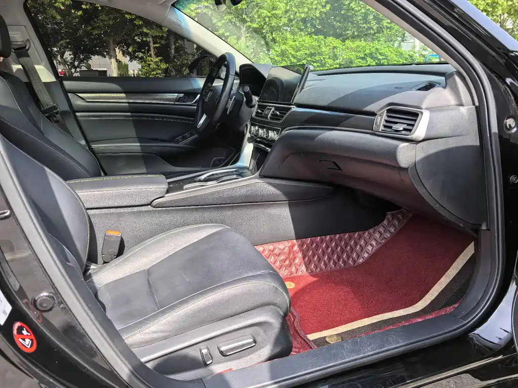 Honda Accord 2023 — фото 16