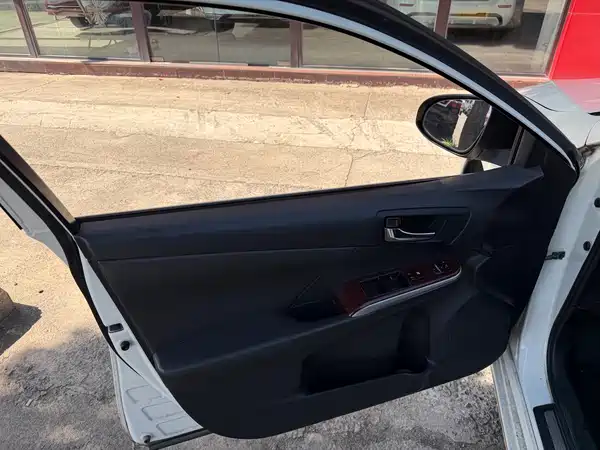 Toyota Camry 2013