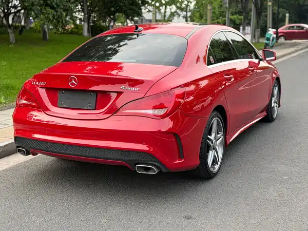Mercedes-Benz CLA 2015