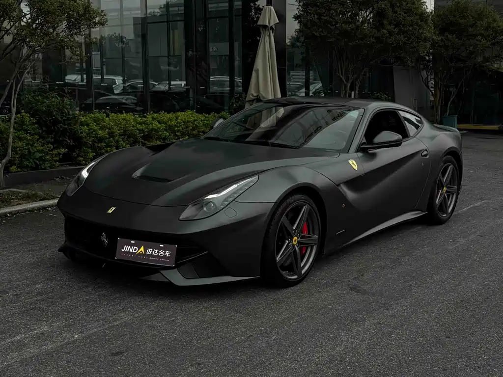 Ferrari F12berlinetta 2015