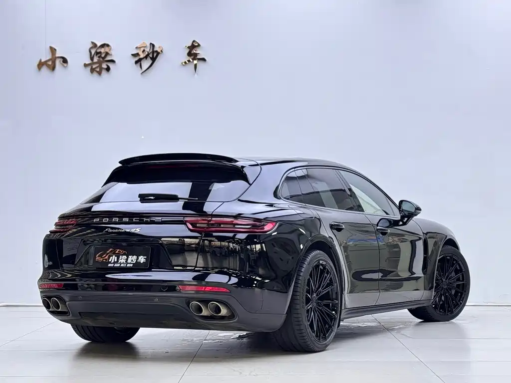 Porsche Panamera 2019