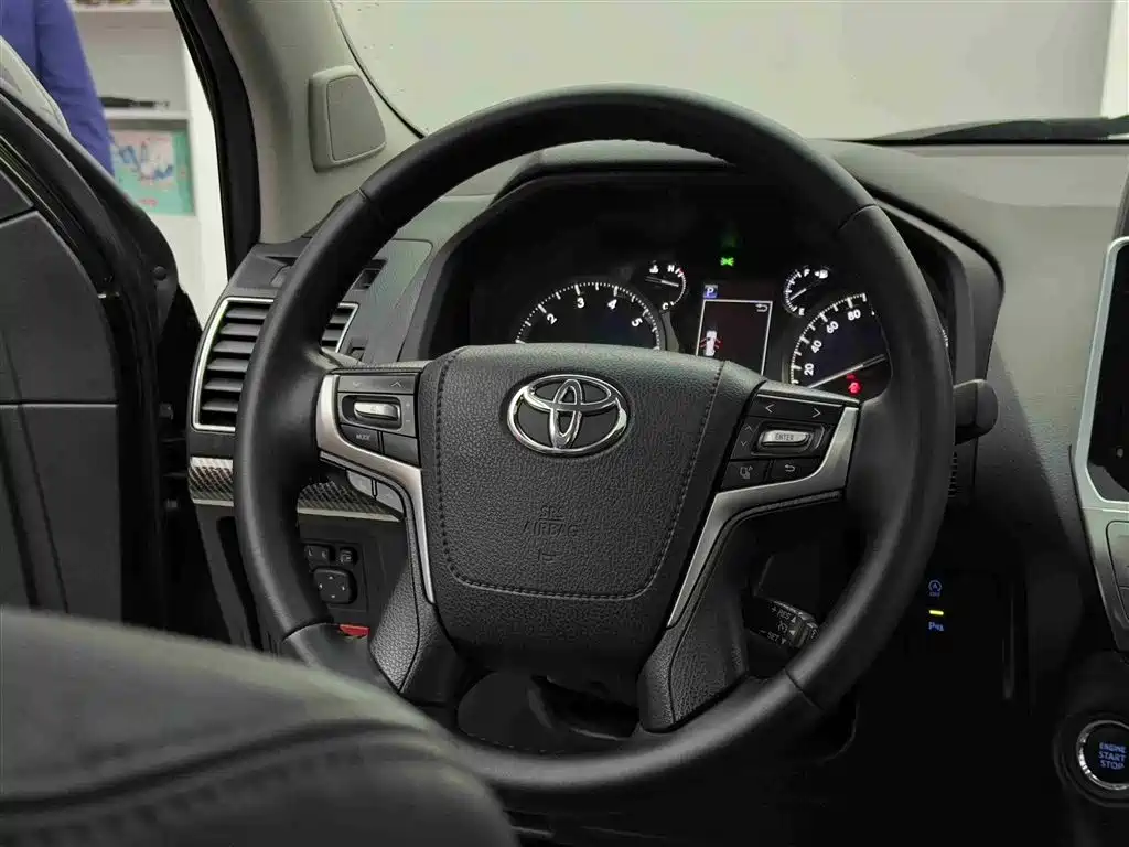 Toyota Prado 2020 — фото 12