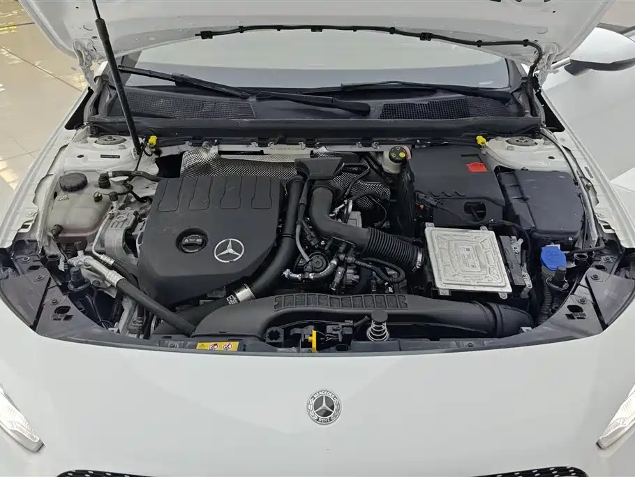 Mercedes-Benz A-Class 2021 — фото 10