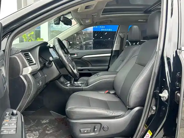 Toyota Highlander 2018