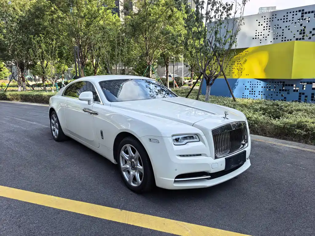 Rolls-Royce Phantom 2022 — фото 1