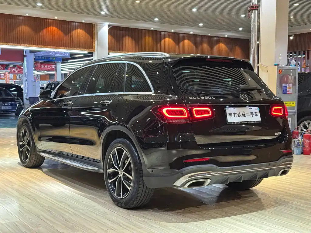 Mercedes-Benz GLC 2019 — фото 12