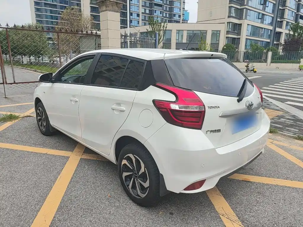 Toyota Yaris L 2019