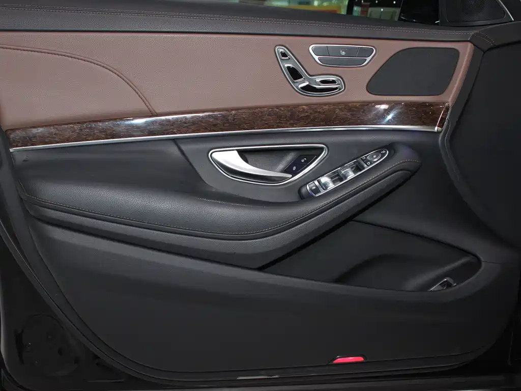 Mercedes-Benz S-Class 2017 — фото 42