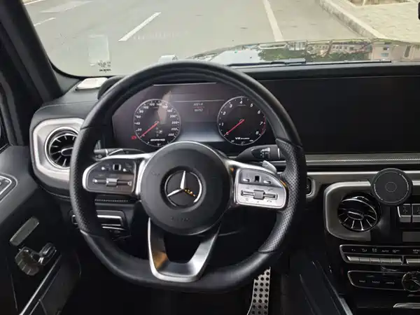 Mercedes-Benz G-Class 2023