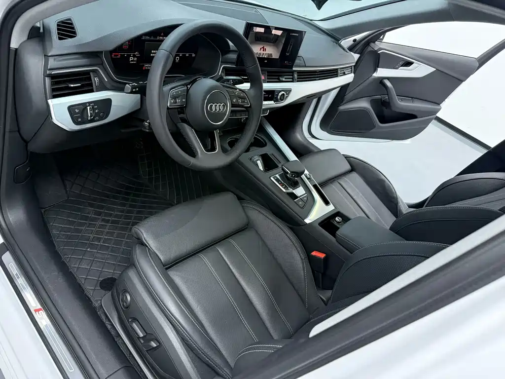 Audi A4L 2023