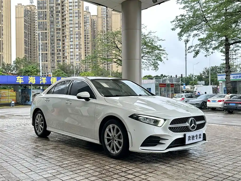 Mercedes-Benz A-Class 2021 — фото 3