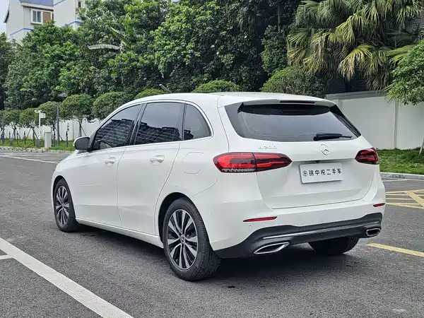 Mercedes-Benz B-Class 2021