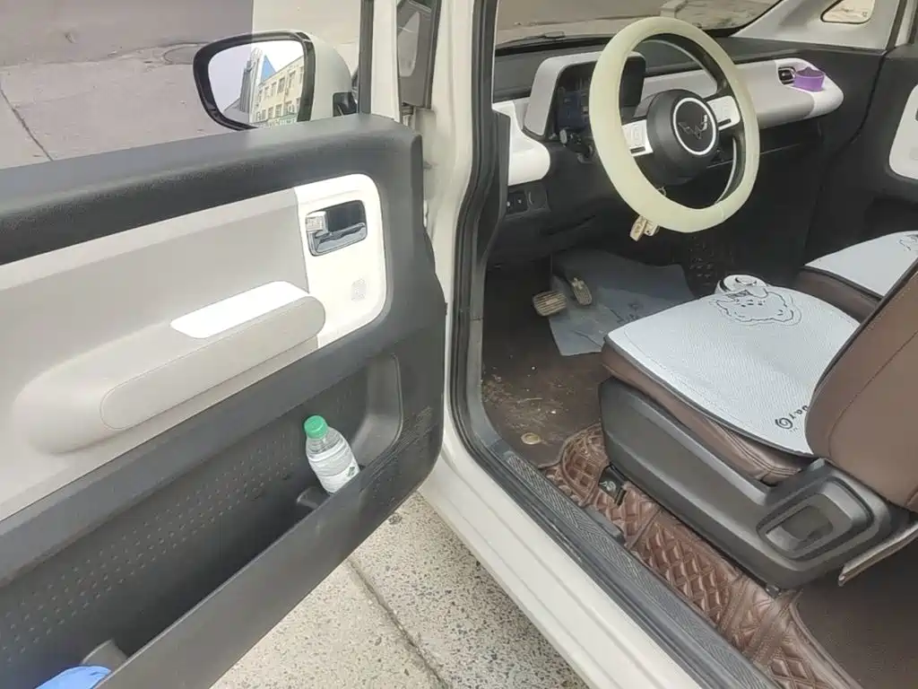 Wuling Air ev Clear Sky 2023 — фото 16