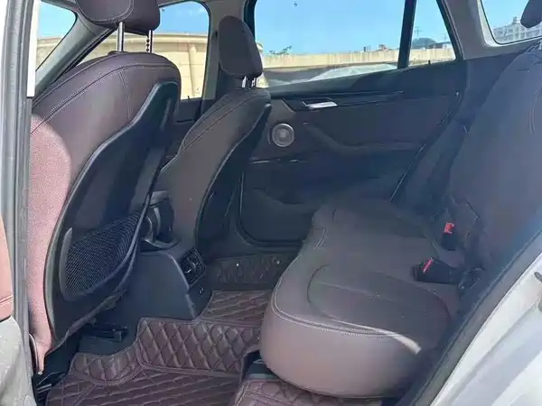BMW X1 2021
