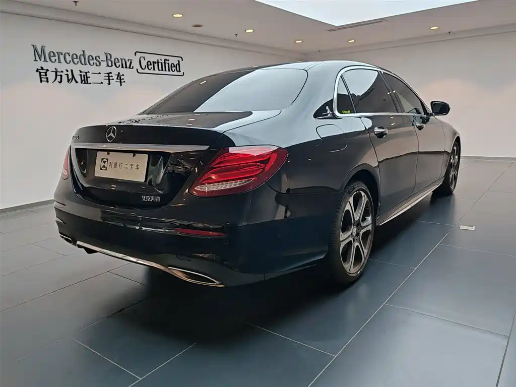 Mercedes-Benz E-Class 2016