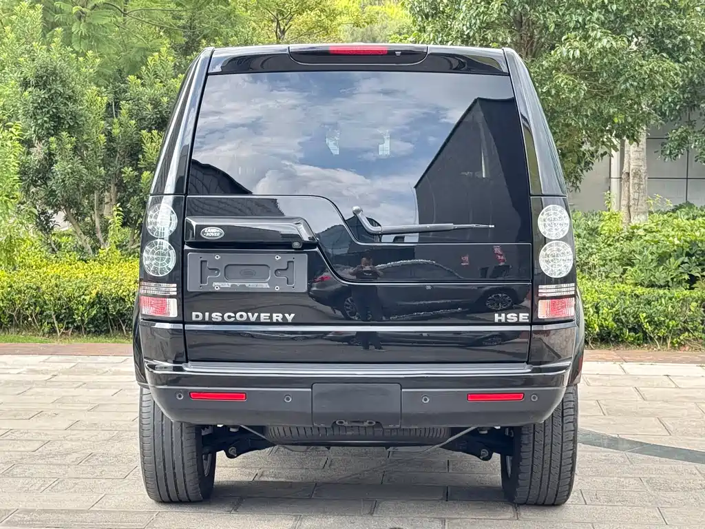 Land Rover Discovery 2015 — фото 16